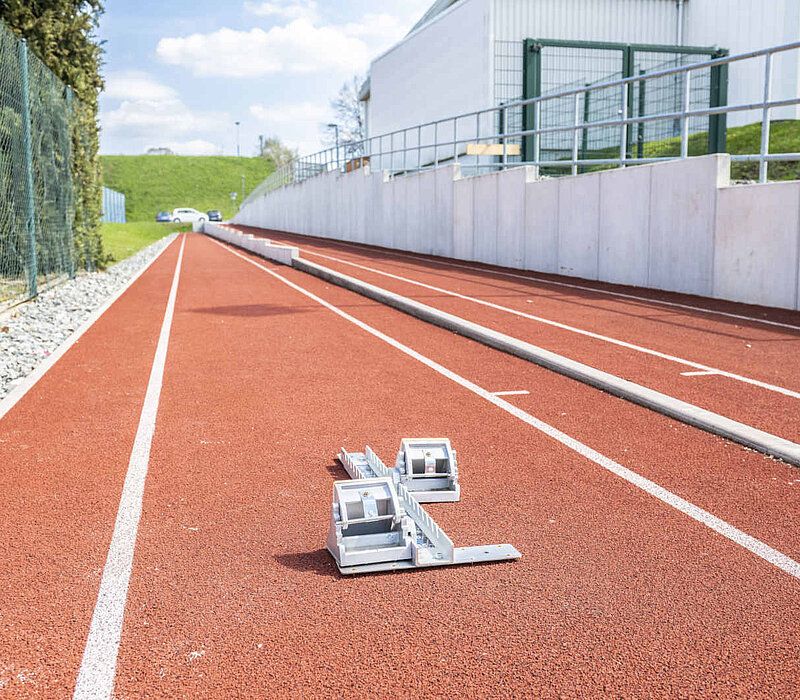 Bergablaufbahn als Trainingsstätte im Sportforum Chemnitz, mit Startblock