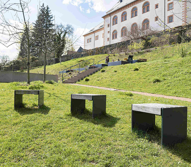 Erstanlage des Kurfürstin-Anna-Gartens - Augustusburg - Sitzhocker