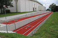 Bergablaufbahn als Trainingsstätte im Sportforum Chemnitz, Bergablaufbahn neben Turnhalle