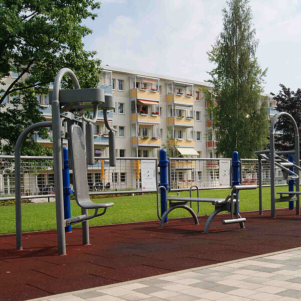 Wohngebietspark CAWG Chemnitz, Sportgeräte Calisthenics